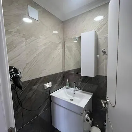 6-person W/ Private Pool In Central Location - Awz 348