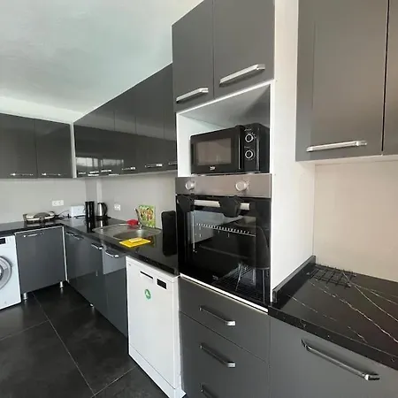 Villa 6-person W/ Private Pool In Central Location - Awz 348 *